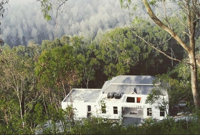 Sherva Stellar Resort Yercaud Extérieur photo