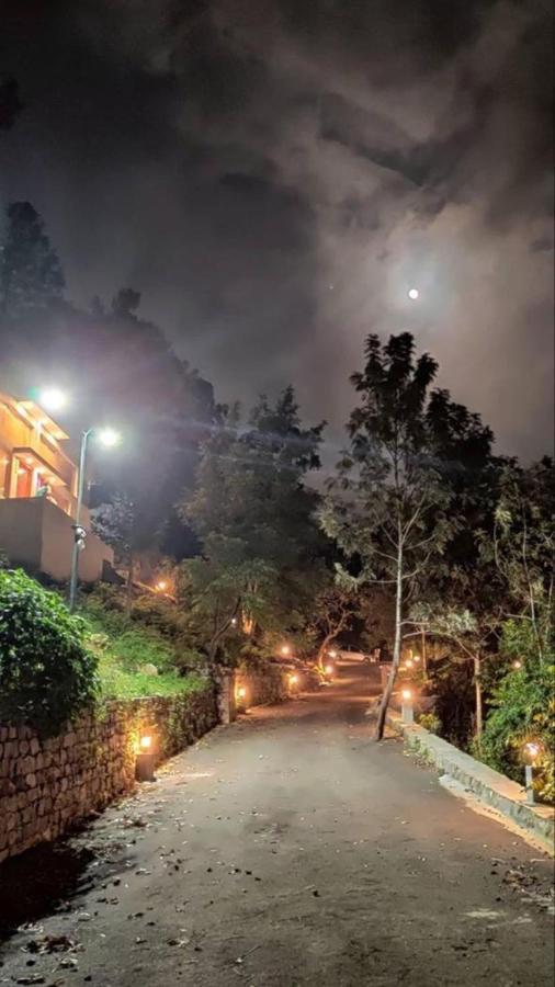 Sherva Stellar Resort Yercaud Extérieur photo